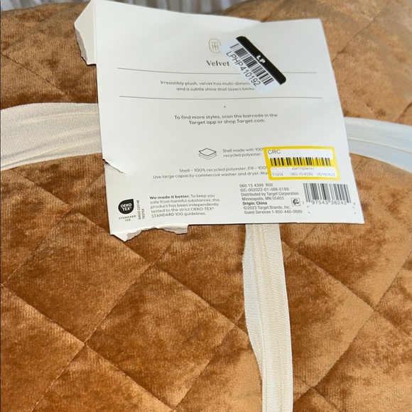 Threshold King Luxe Diamond Stitch Velvet Quilt. Camel - Picture 8 of 9